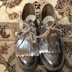 girls zara silver shoes with tassels! super girly!